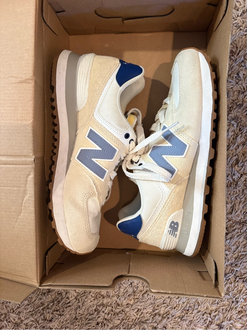 New Balance Cream & Blue Retro Runner Sneakers